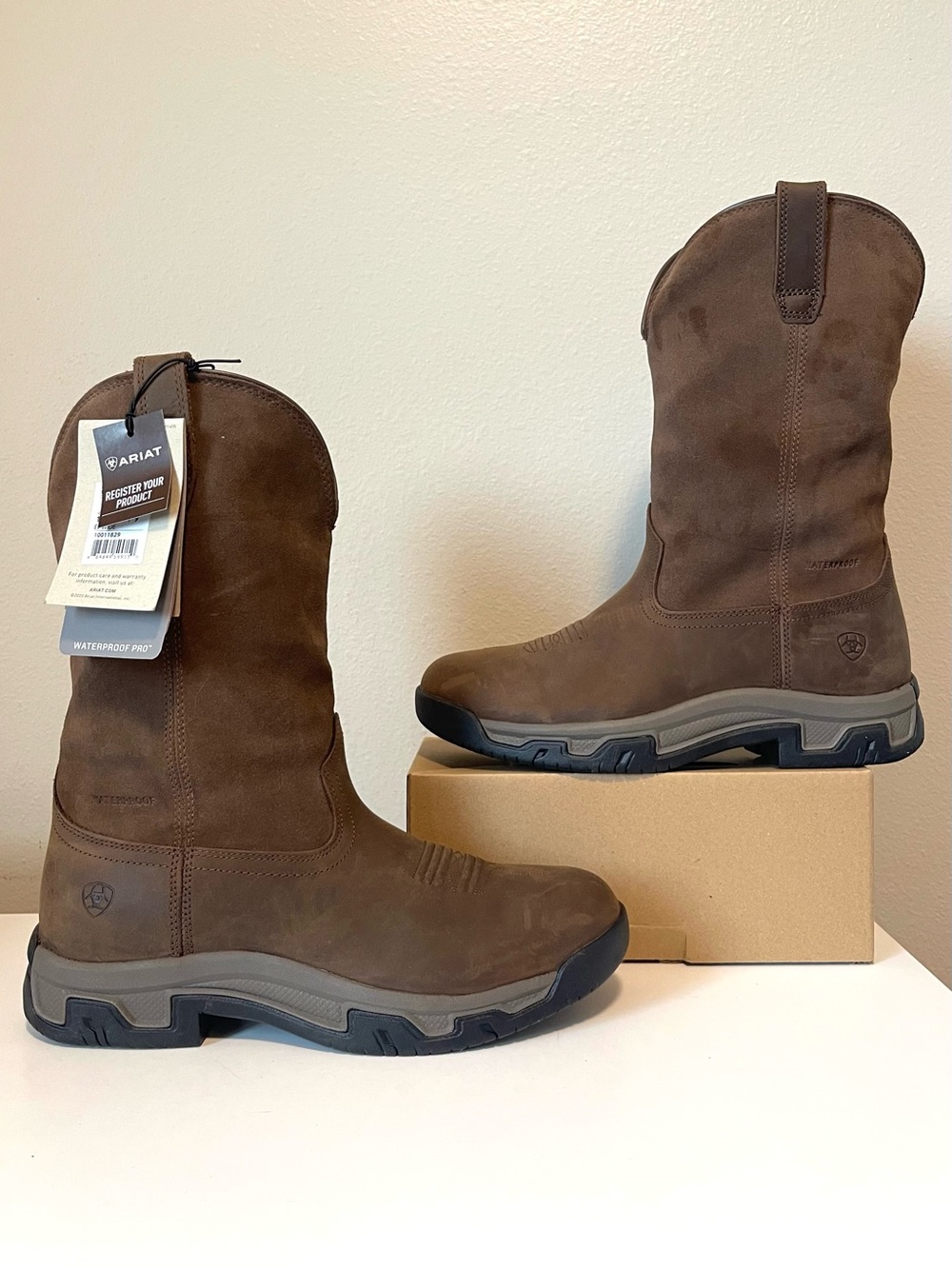 NWT Ariat Terrain Pull-On Boots - Distressed Brown & Waterproof PRO - Size 10EE